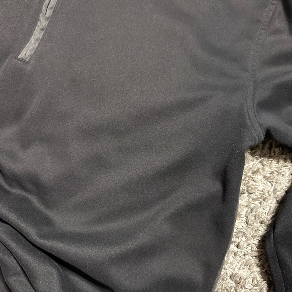 Nike Golf Quarter Zip Pullover - Picture 3 of 4